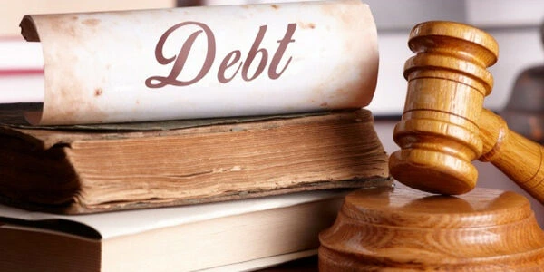 Legal assistance for debt recovery, financial disputes, and creditor rights enforcement.