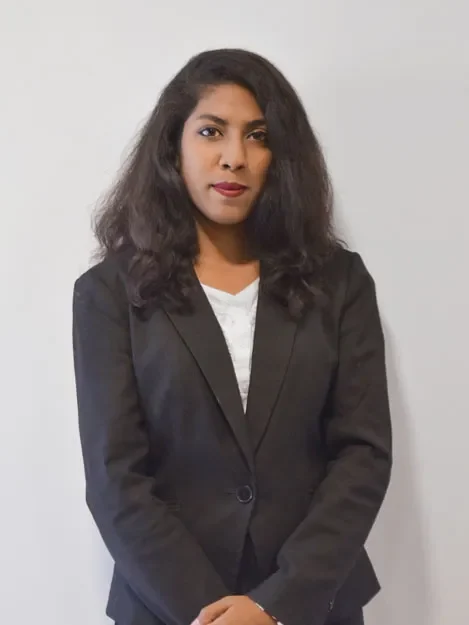 Tanu – Experienced divorce lawyer specializing in divorce proceedings and family law.
